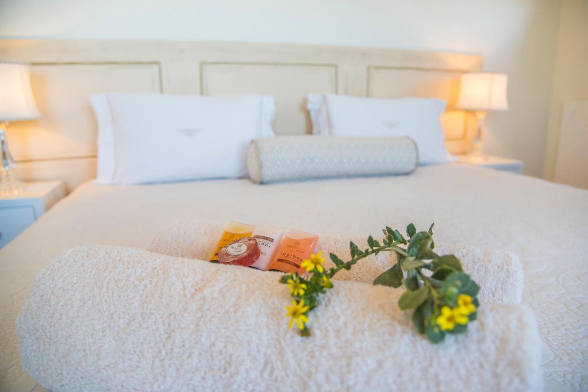 Grootvlei Guest Farm Bed & Breakfast Lambert's Bay Exterior photo